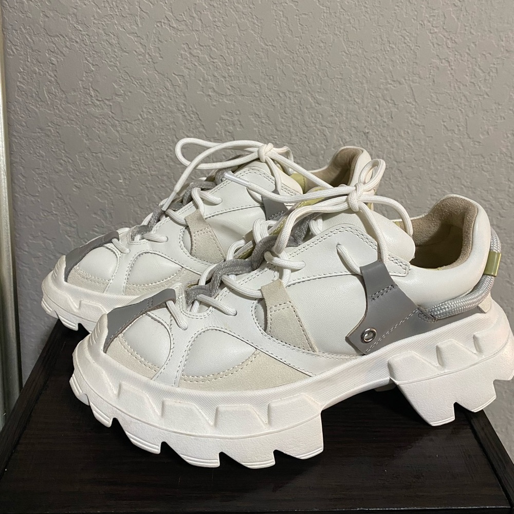 4ccccee’s Shoes Size 37 Europe or 6.5 US